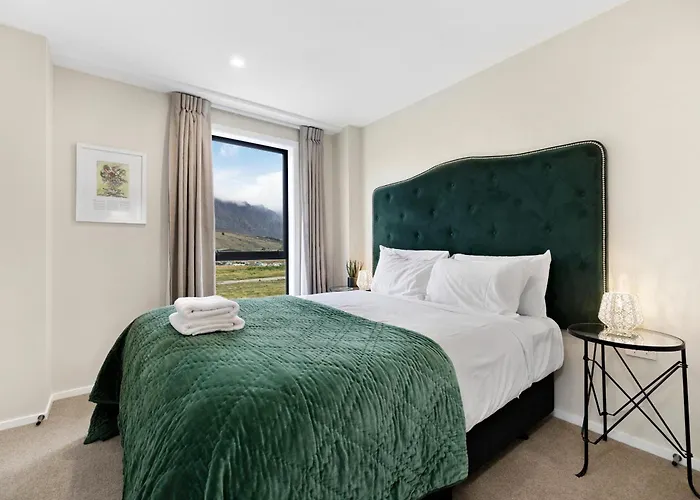 O\'Mera Luxury Retreat